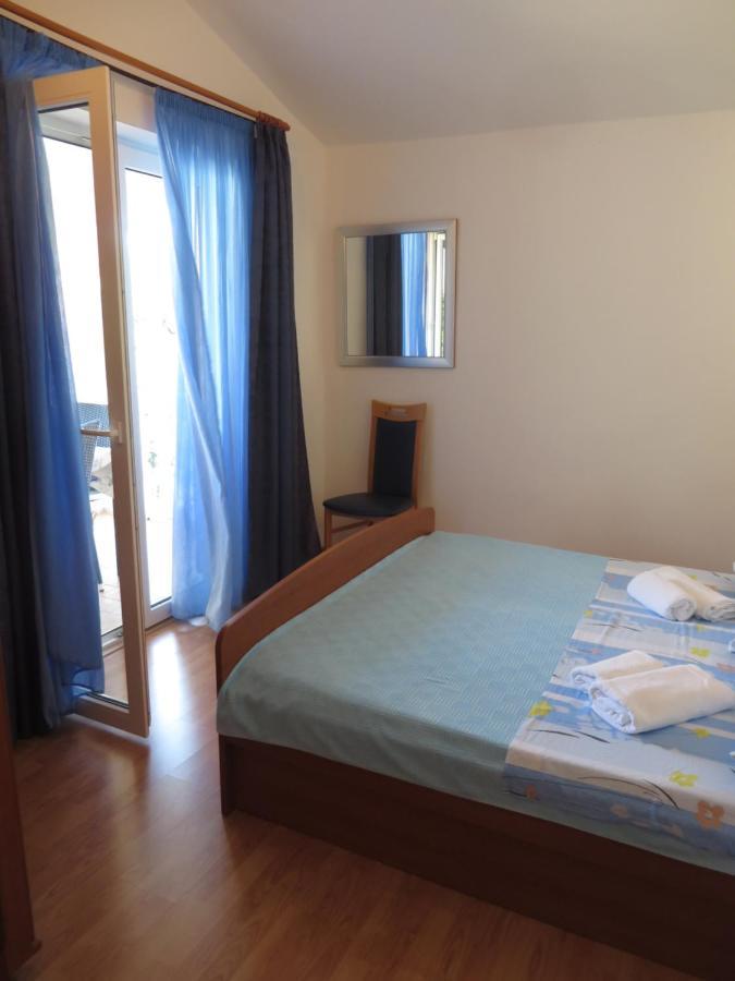 Gardenia Apartments Pakoštane Exterior foto