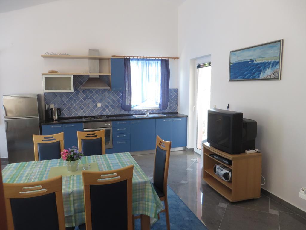 Gardenia Apartments Pakoštane Exterior foto