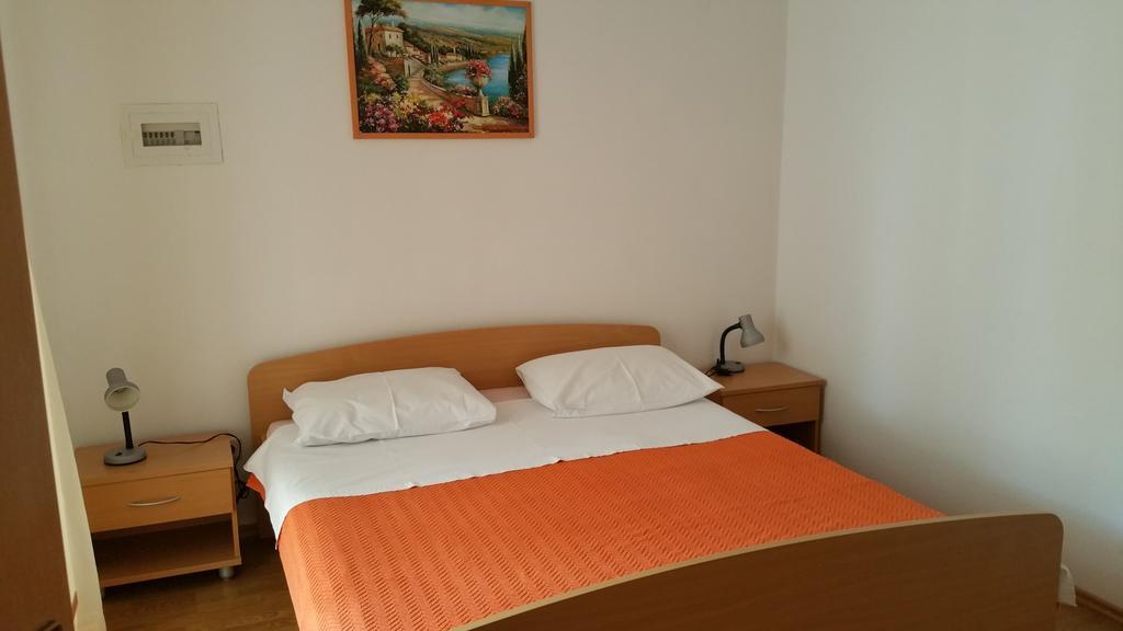 Gardenia Apartments Pakoštane Exterior foto